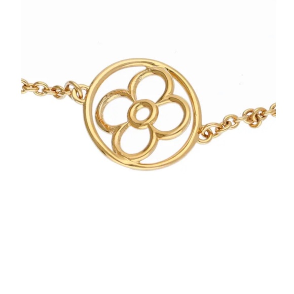 Gorgeous Louis Vuitton Luxury Bracelet in Gold Pristine Cond - Picture 2 of 4